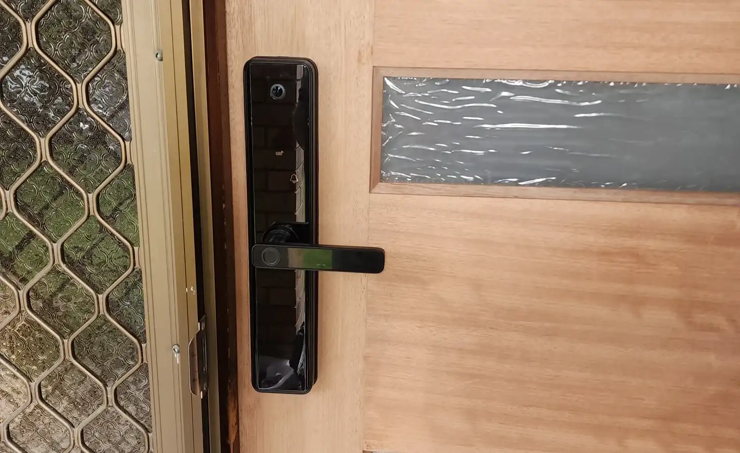 Lockwise-Locksmtihs-Digital-lock-supply-and-installation-service-scaled-e1682230846117
