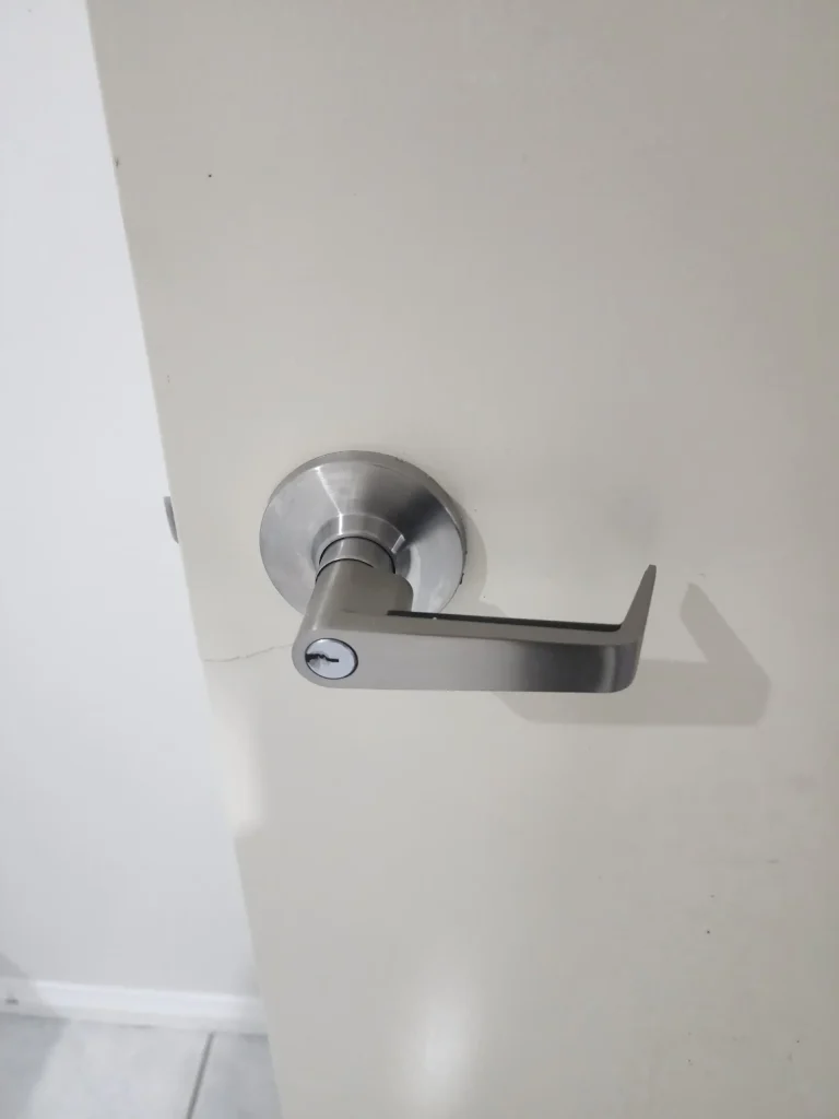 Commercial locksmith services in Regents Park for offices, warehouses, and businesses